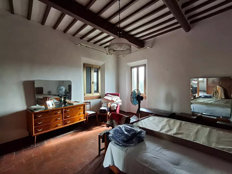 Immagine 7 di Appartamento in vendita  a Capraia E Limite