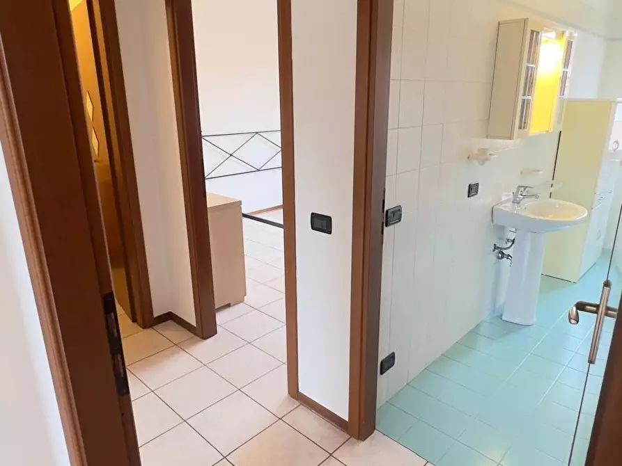 Immagine 8 di Appartamento in vendita  a Colle Di Val D'elsa