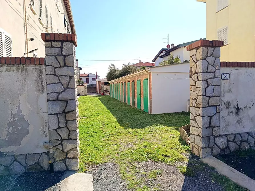 Immagine 16 di Appartamento in vendita  a Rosignano Marittimo