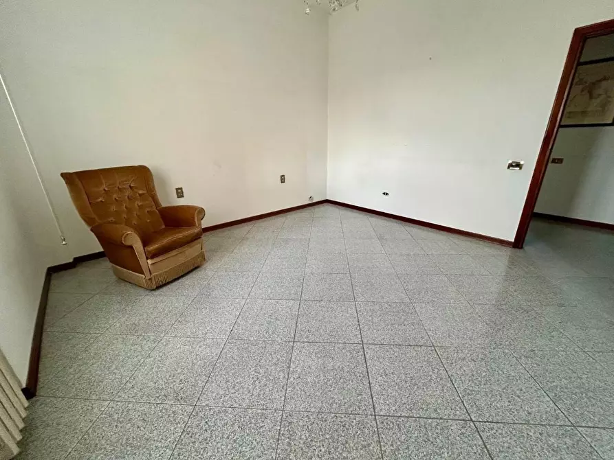 Immagine 12 di Appartamento in vendita  a Empoli