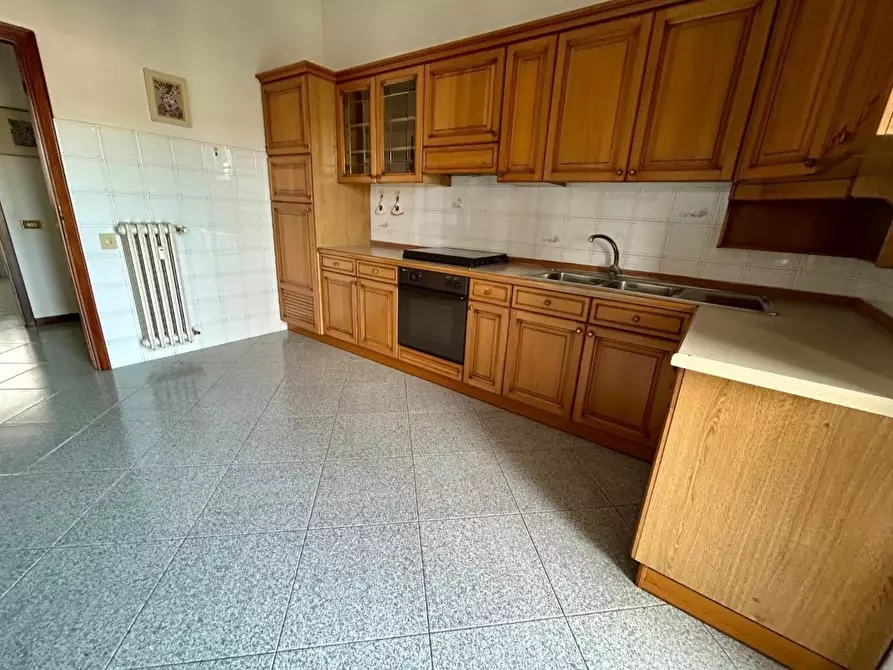 Immagine 5 di Appartamento in vendita  a Empoli