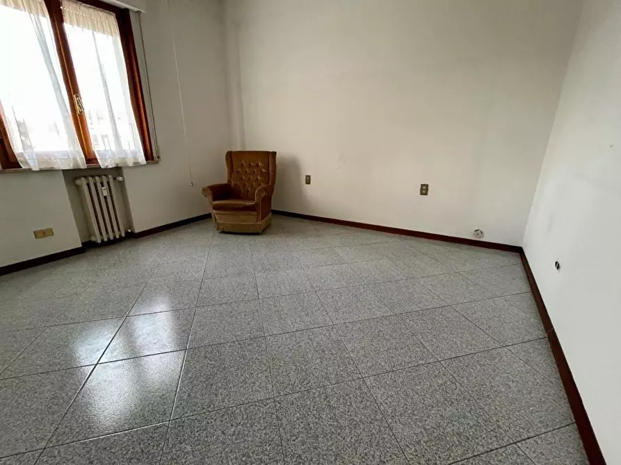 Immagine 11 di Appartamento in vendita  a Empoli