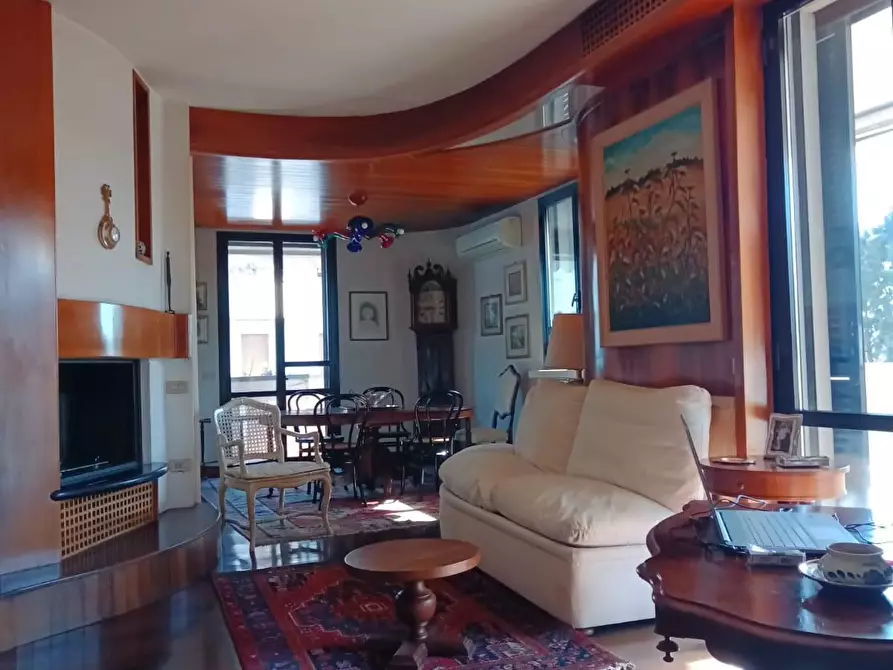 Immagine 1 di Appartamento in vendita  a Pontedera