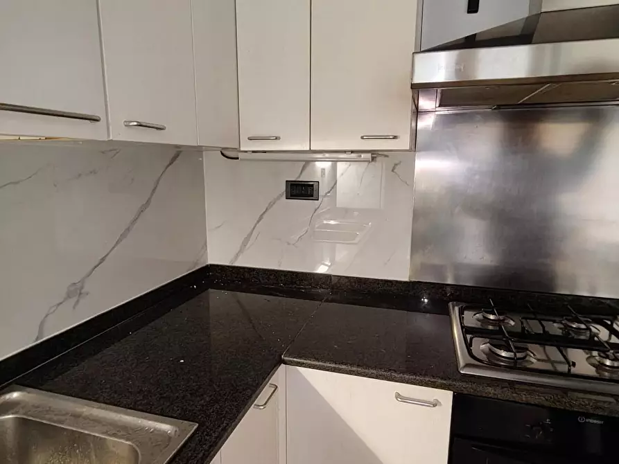 Immagine 8 di Appartamento in affitto  a Lecce