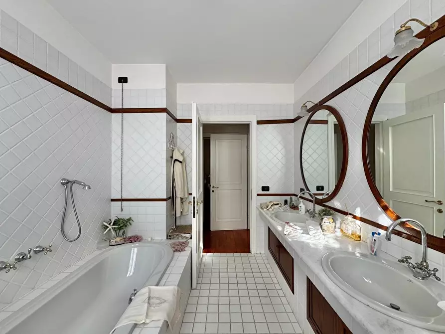 Immagine 19 di Casa bifamiliare in vendita  a Ponsacco