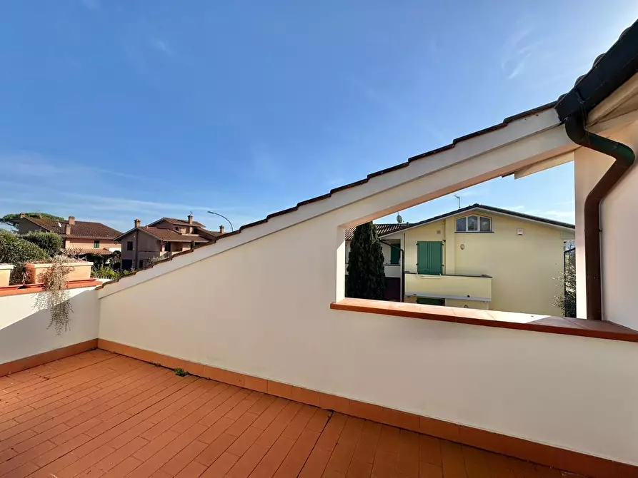 Immagine 42 di Casa bifamiliare in vendita  a Ponsacco