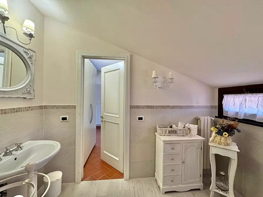 Immagine 49 di Casa bifamiliare in vendita  a Ponsacco