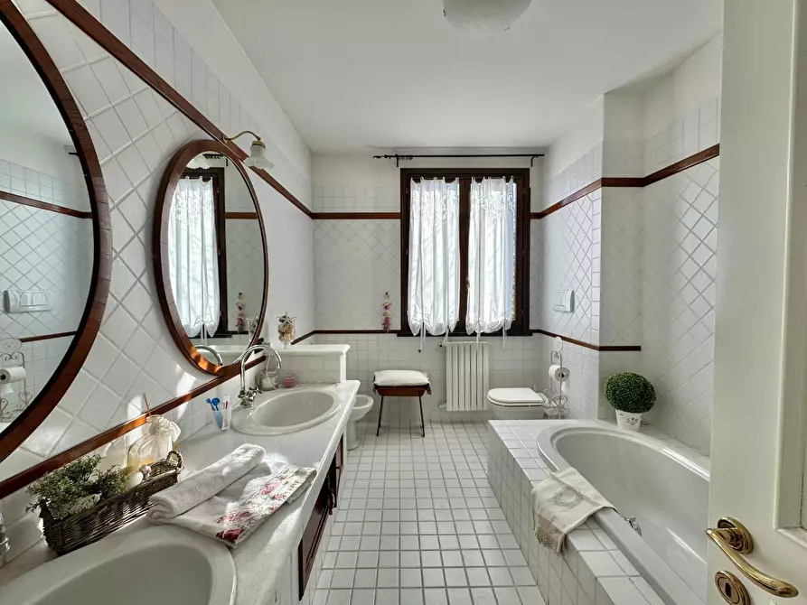 Immagine 17 di Casa bifamiliare in vendita  a Ponsacco