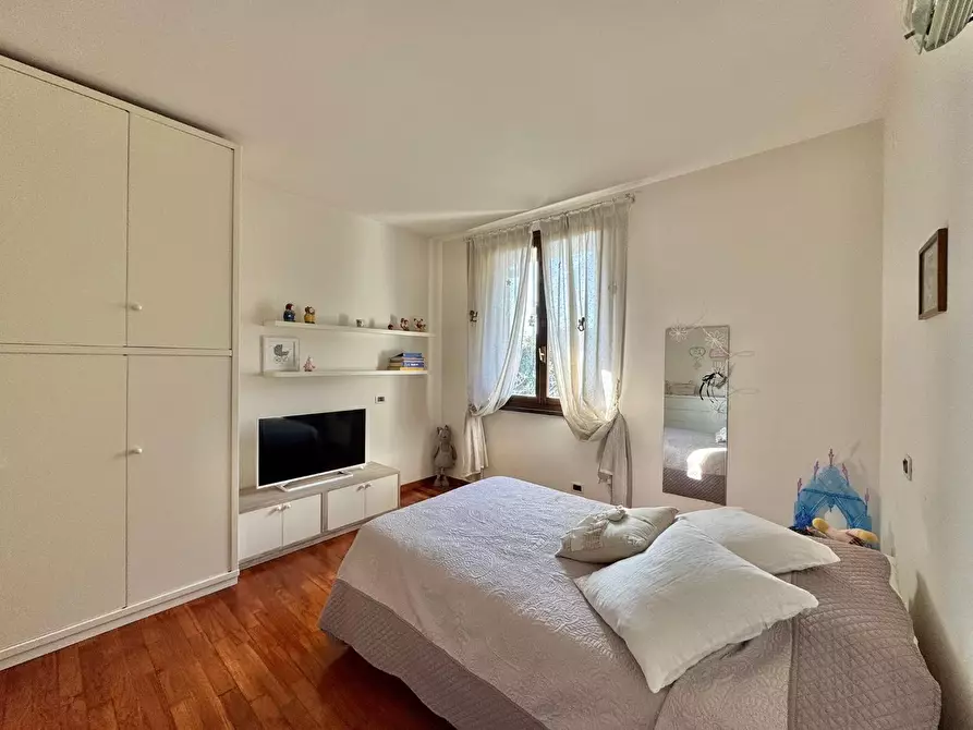 Immagine 21 di Casa bifamiliare in vendita  a Ponsacco