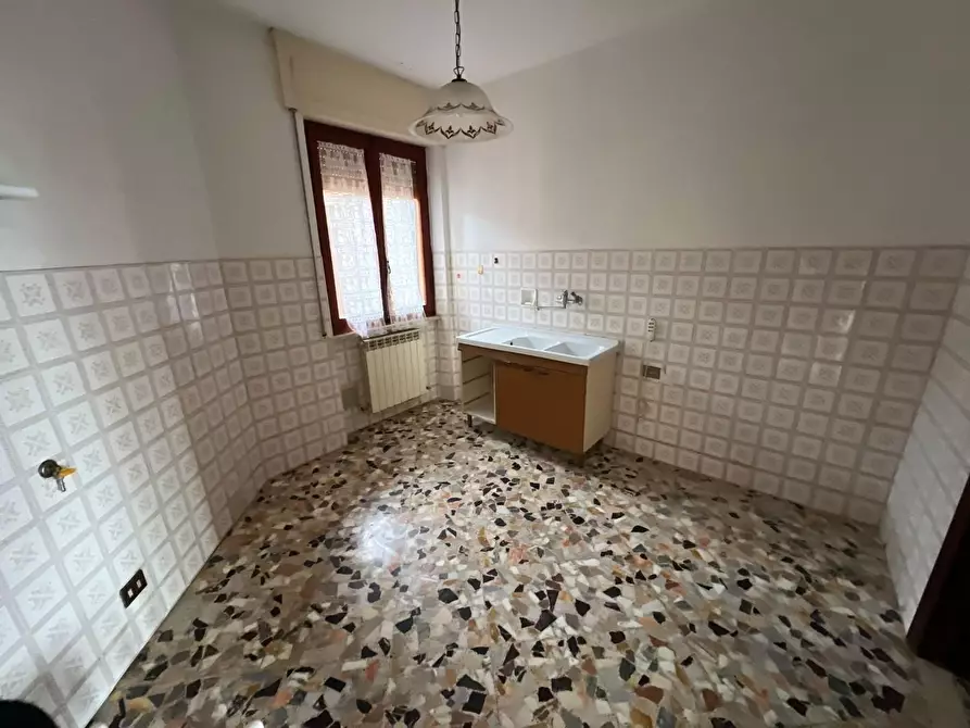 Immagine 12 di Appartamento in vendita  a Casale Marittimo