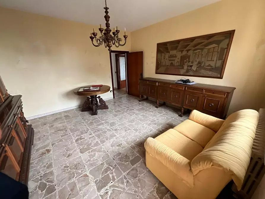 Immagine 9 di Appartamento in vendita  a Casale Marittimo