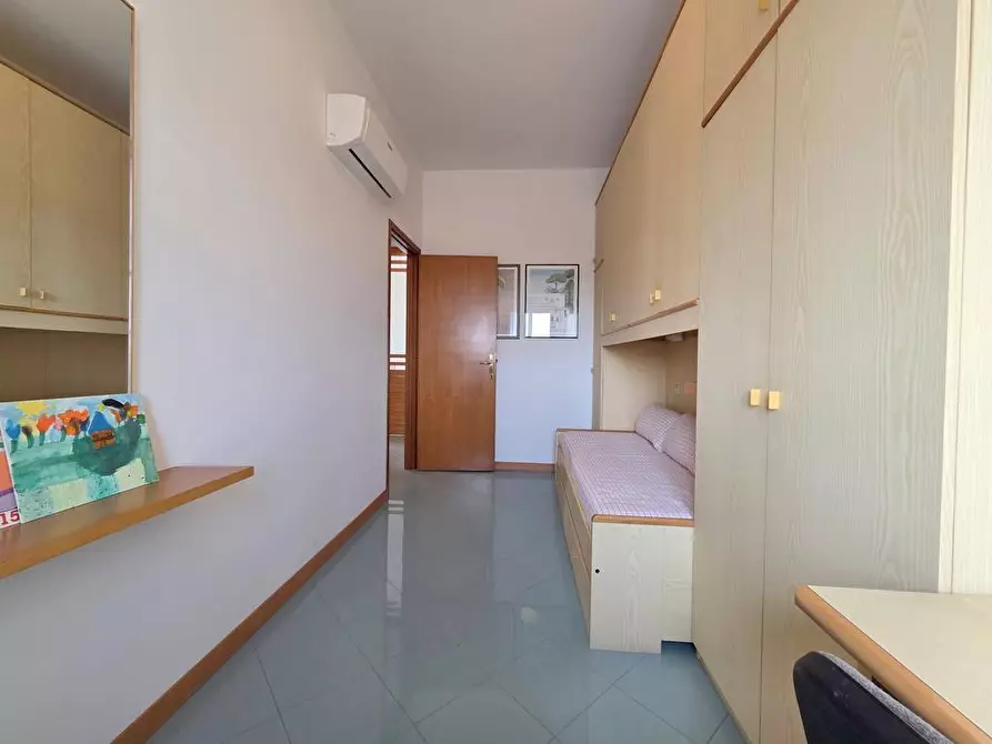 Immagine 16 di Appartamento in vendita  a Massa