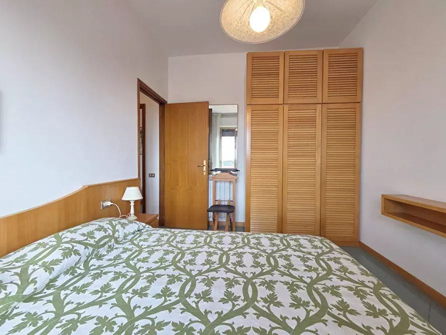 Immagine 19 di Appartamento in vendita  a Massa