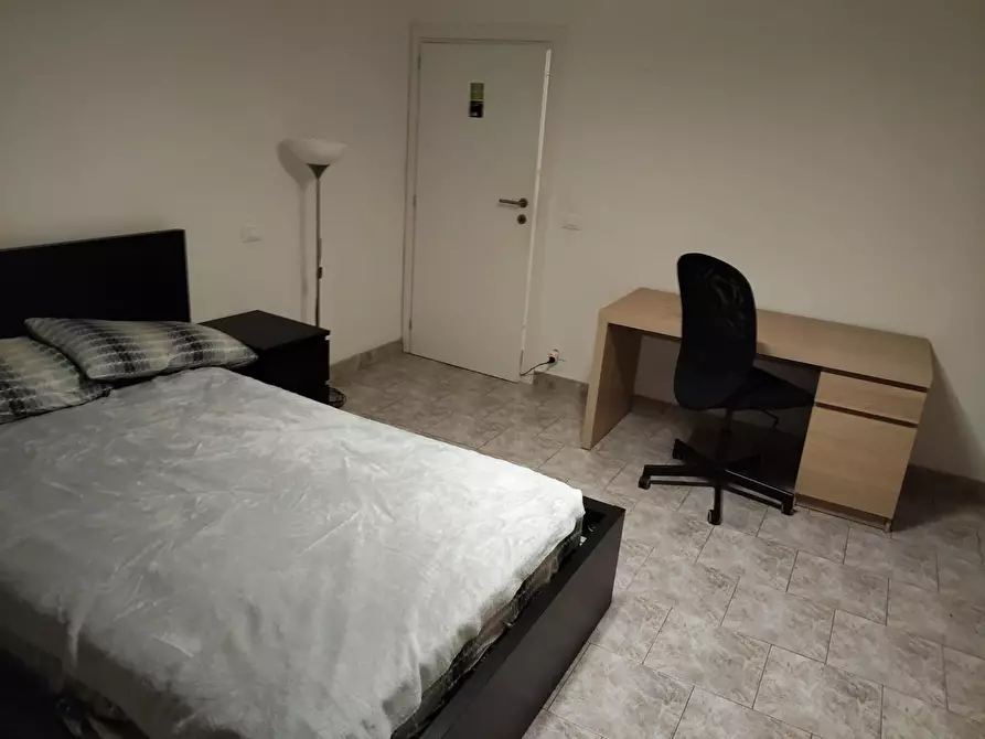 Immagine 2 di Appartamento in affitto  a Pisa