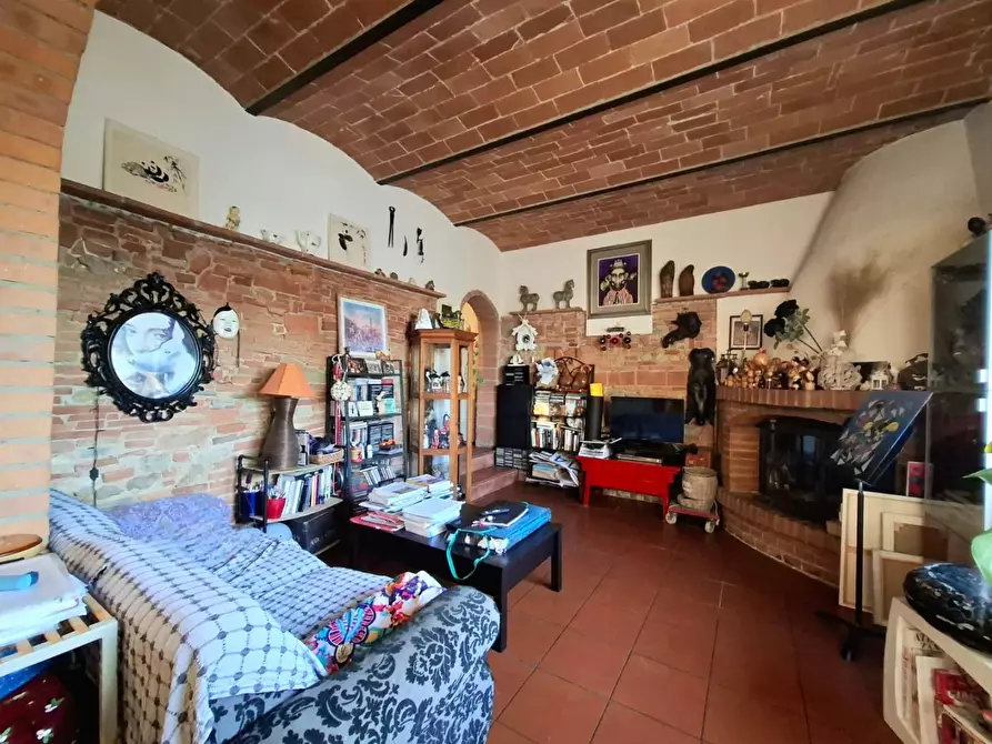 Immagine 1 di Villa in vendita  a San Miniato