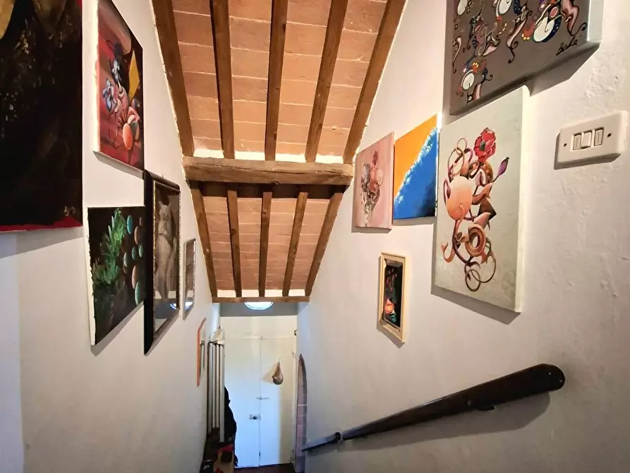 Immagine 11 di Villa in vendita  a San Miniato