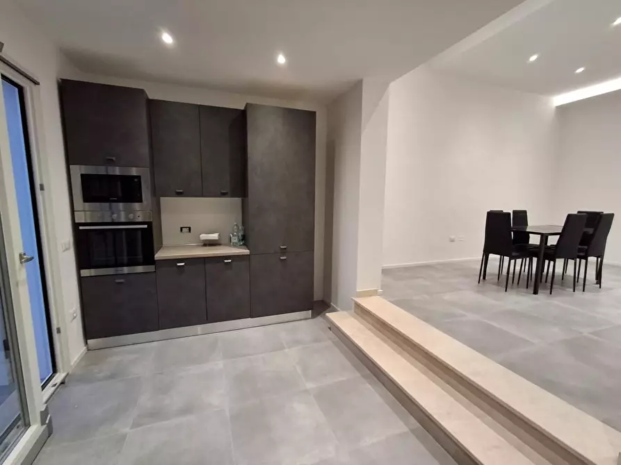 Immagine 4 di Appartamento in affitto  a Vinci