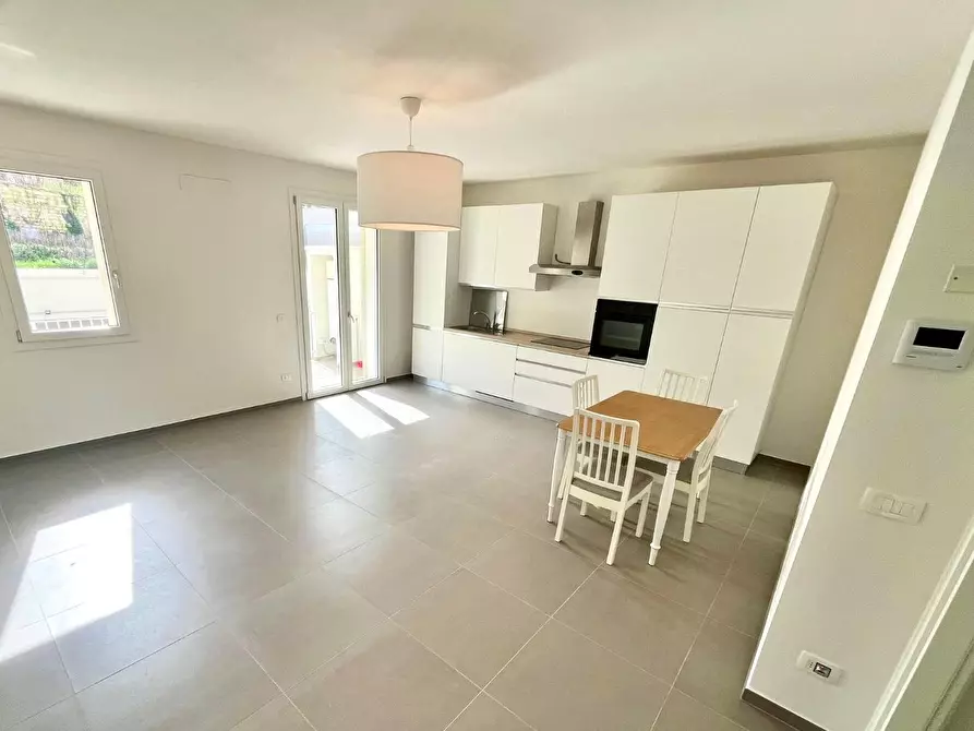 Immagine 2 di Appartamento in vendita  a Montopoli In Val D'arno