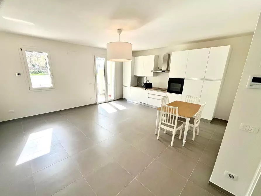 Immagine 5 di Appartamento in vendita  a Montopoli In Val D'arno