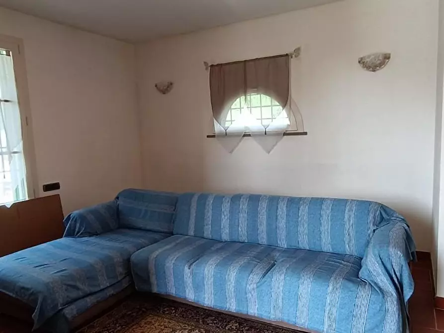 Immagine 3 di Villa in vendita  a San Giuliano Terme