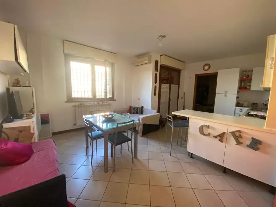 Immagine 1 di Appartamento in vendita  a Pisa