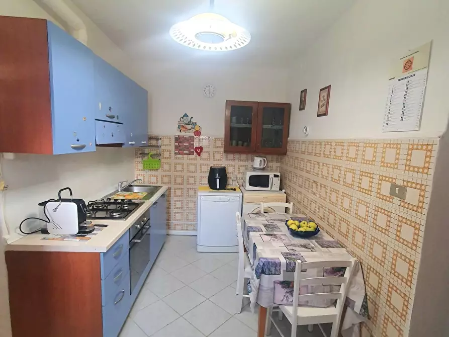 Immagine 9 di Casa indipendente in vendita  a Lucca