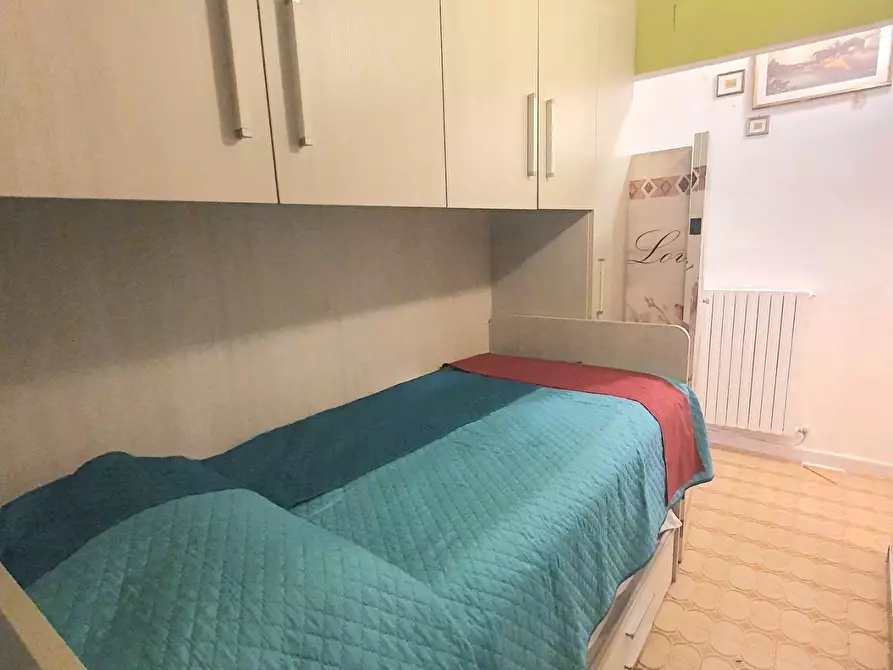 Immagine 26 di Casa indipendente in vendita  a Lucca