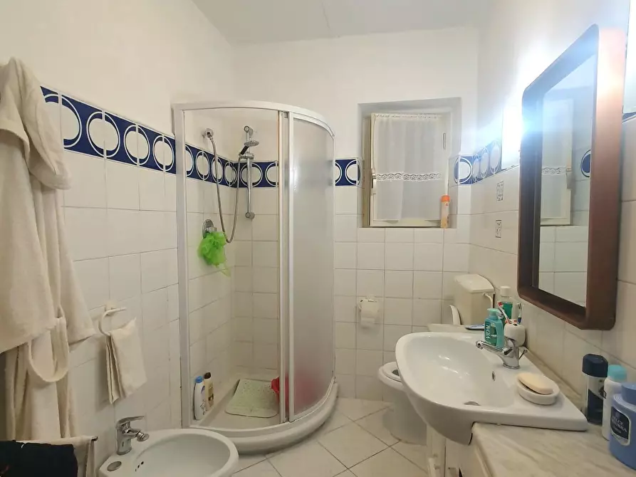 Immagine 22 di Casa indipendente in vendita  a Lucca