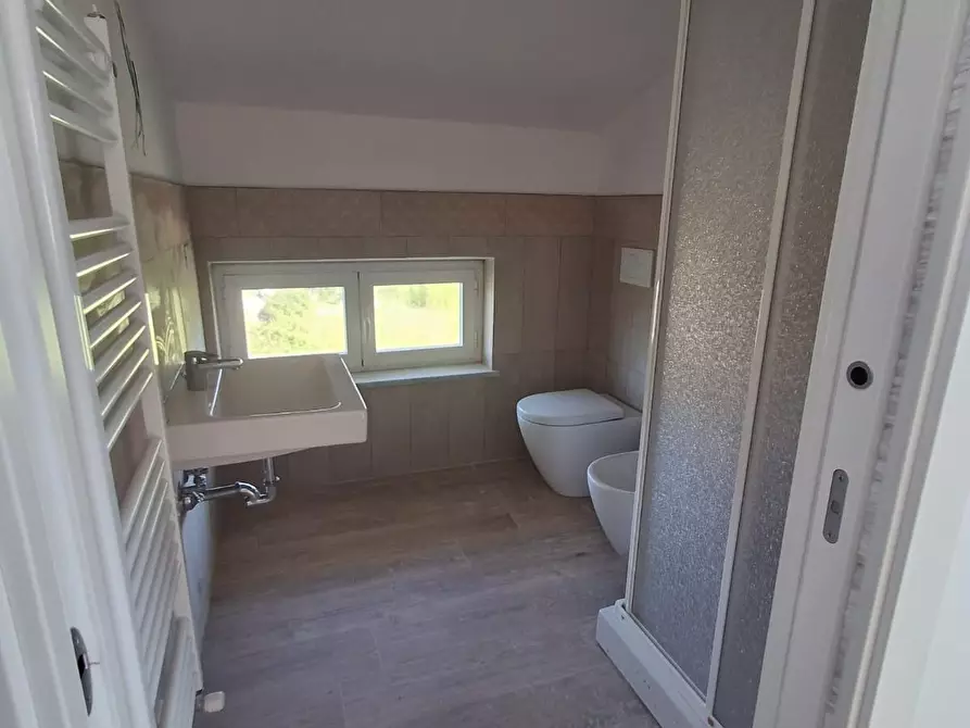 Immagine 14 di Appartamento in vendita  a Carrara