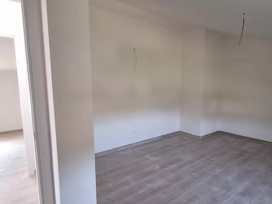 Immagine 15 di Appartamento in vendita  a Carrara