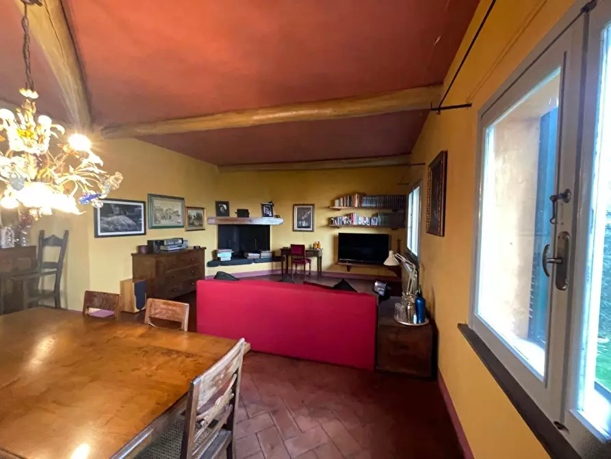 Immagine 25 di Villa in vendita  a Magliano In Toscana