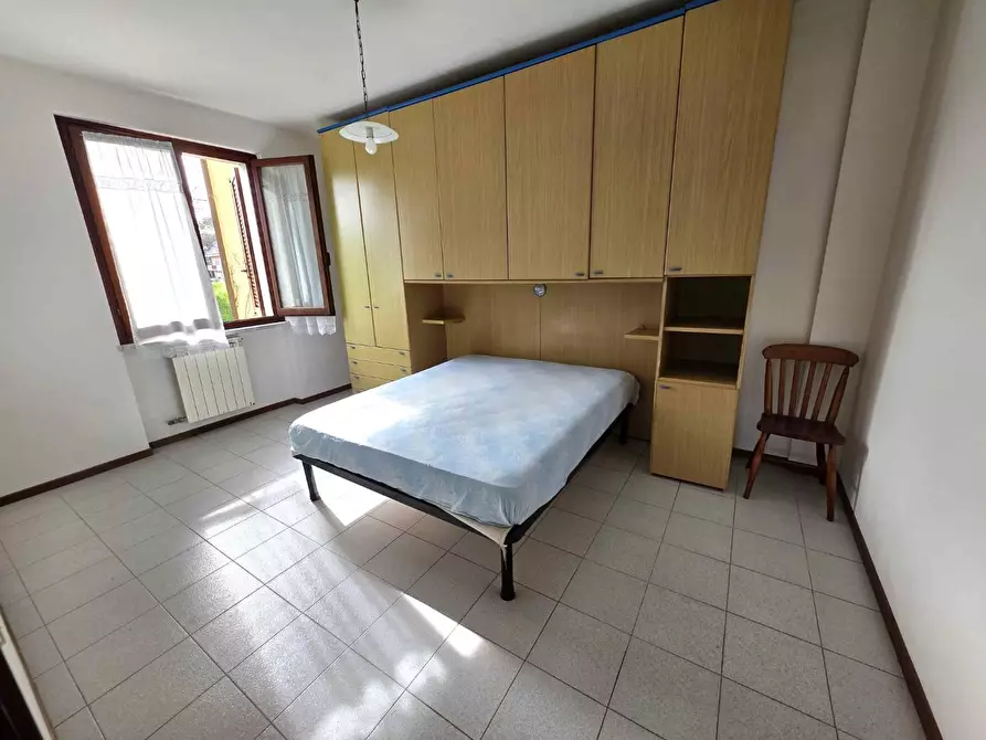 Immagine 11 di Appartamento in vendita  a Massa