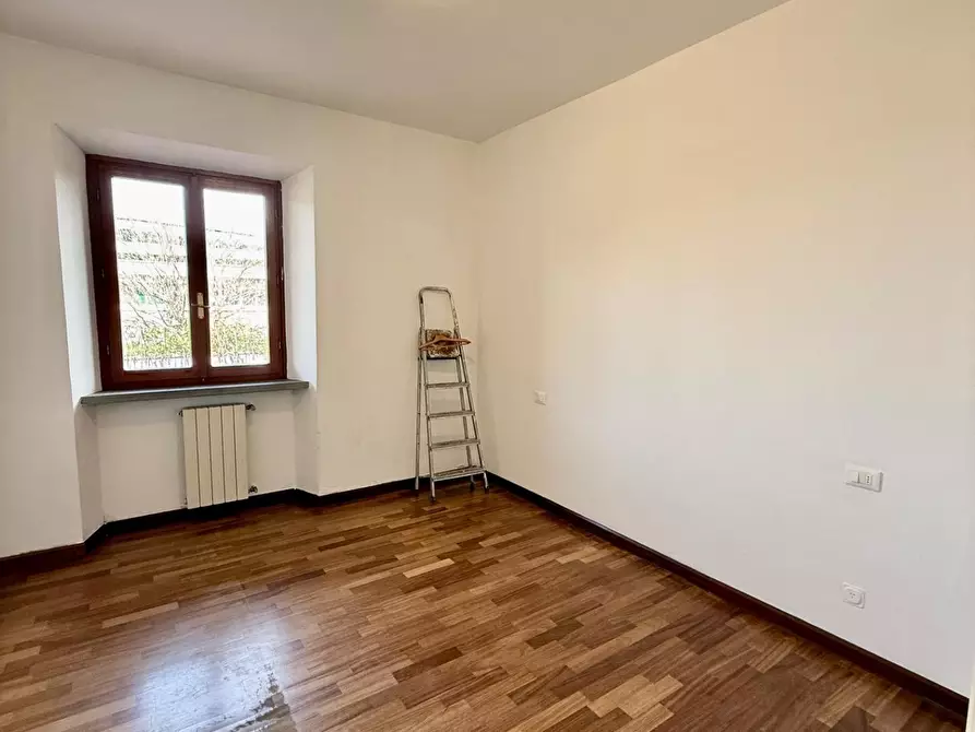 Immagine 15 di Casa bifamiliare in vendita  a Massa