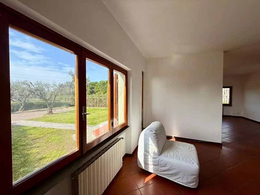 Immagine 11 di Casa bifamiliare in vendita  a Massa