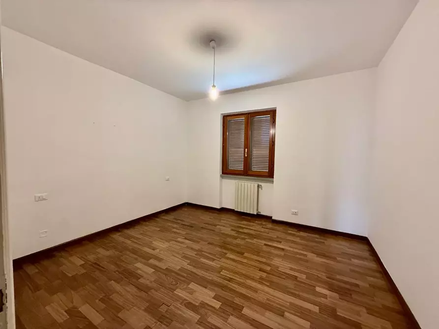 Immagine 14 di Casa bifamiliare in vendita  a Massa