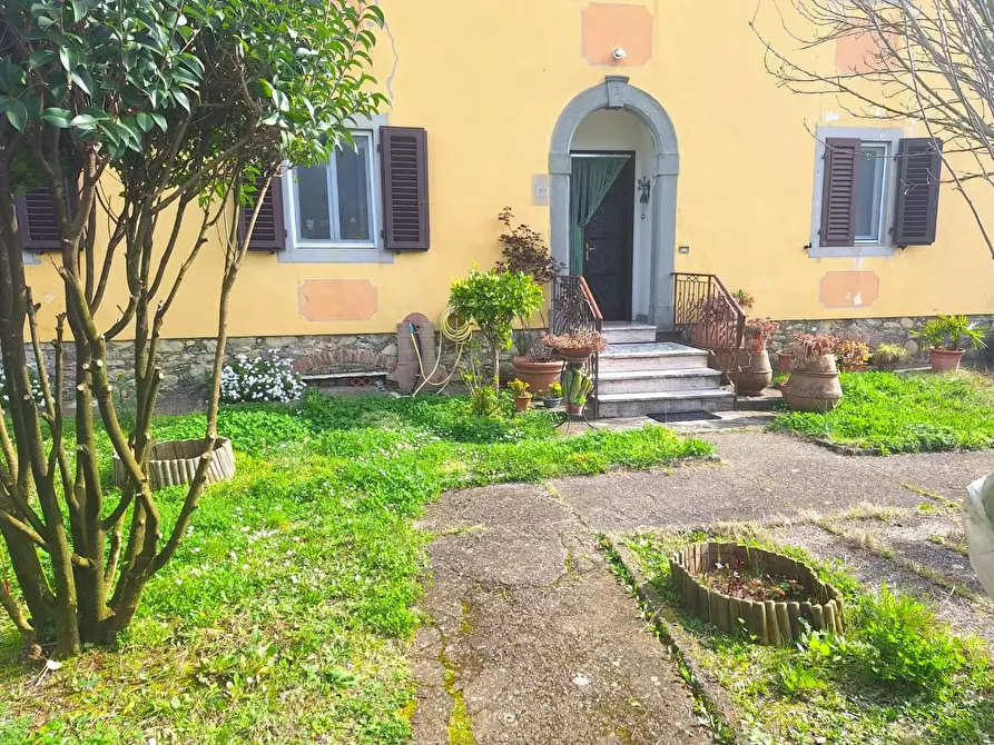 Immagine 15 di Appartamento in vendita  a Capannori