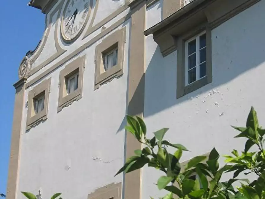 Immagine 3 di Villa in vendita  a Fucecchio