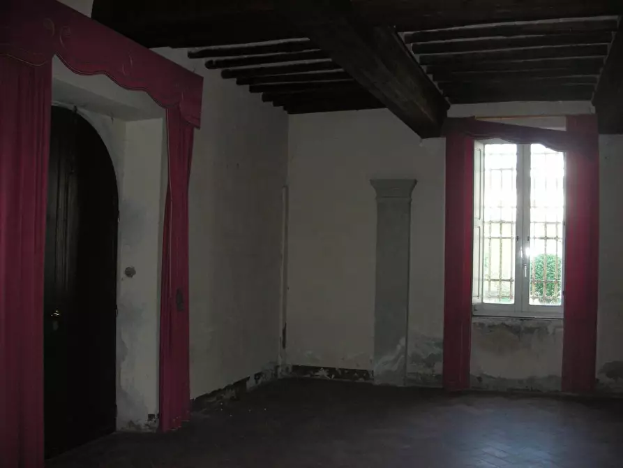 Immagine 7 di Villa in vendita  a Fucecchio