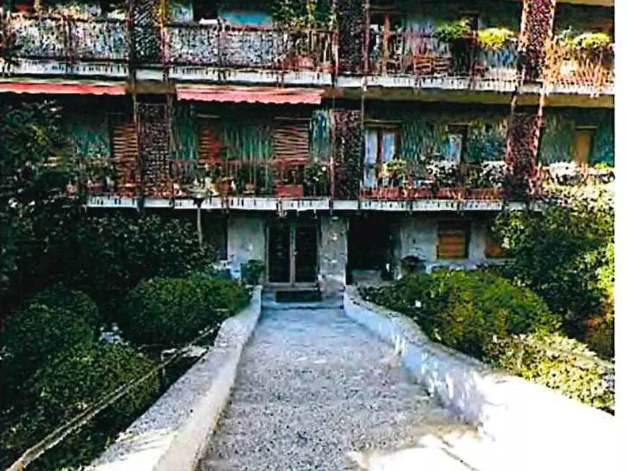 Immagine 4 di Ufficio in vendita  a Milano