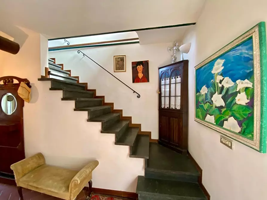 Immagine 8 di Villa in vendita  a Crespina Lorenzana