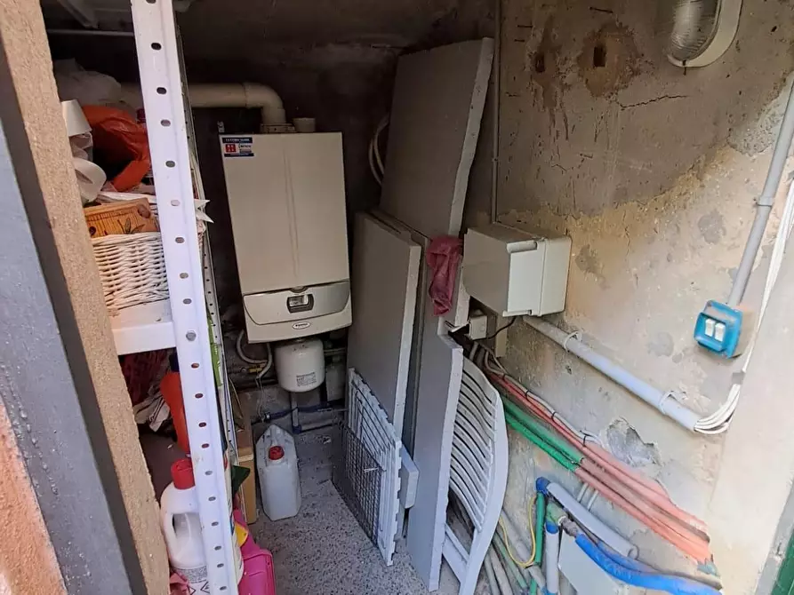 Immagine 57 di Villa in vendita  a Crespina Lorenzana