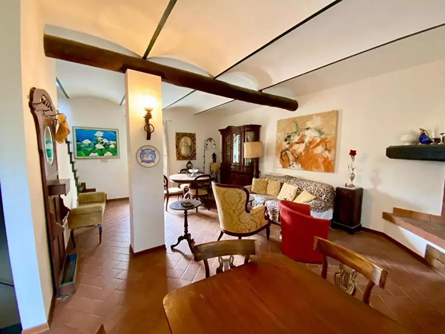 Immagine 19 di Villa in vendita  a Crespina Lorenzana