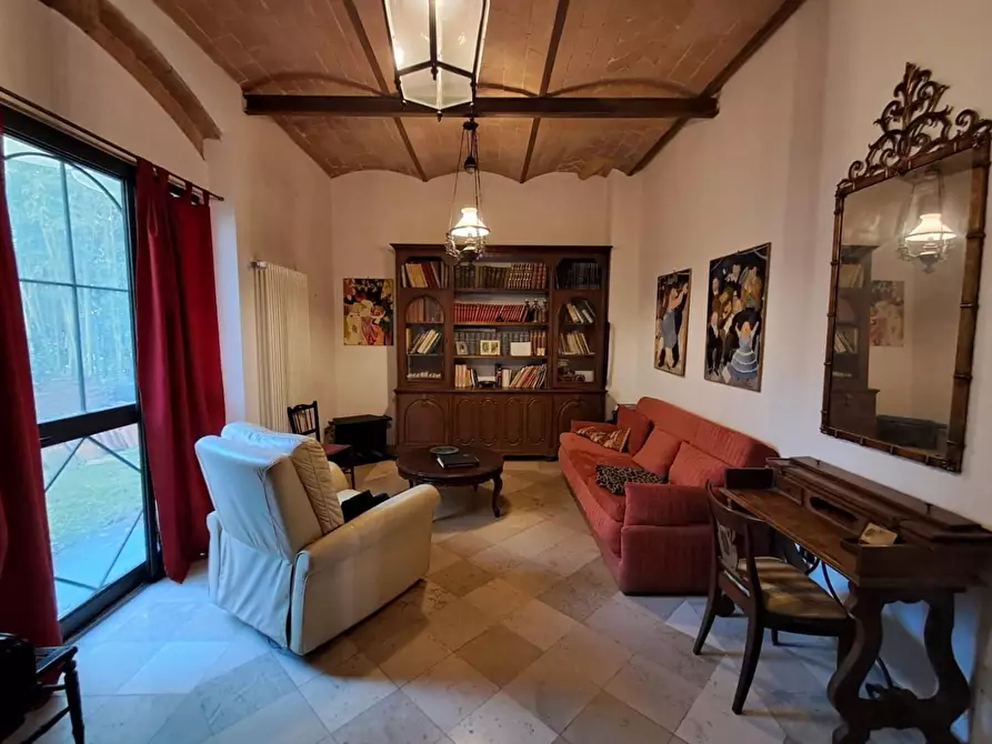 Immagine 59 di Villa in vendita  a Crespina Lorenzana