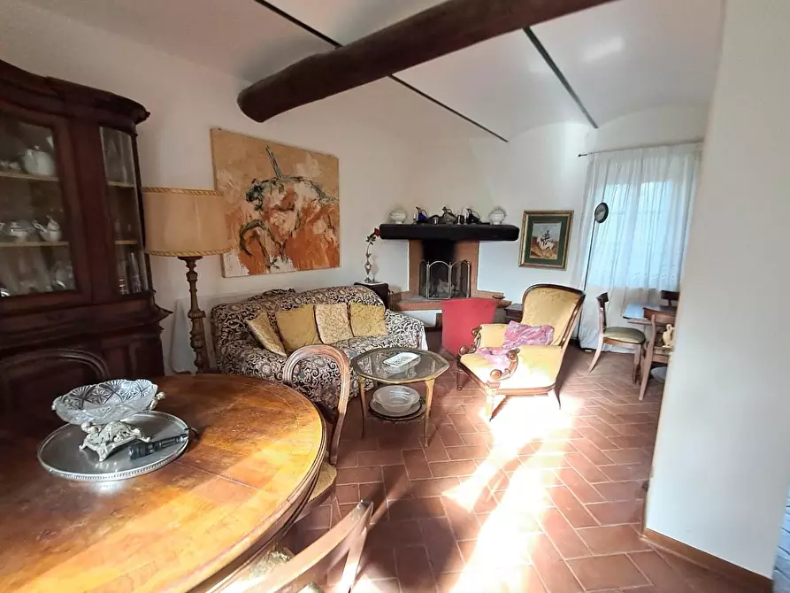 Immagine 75 di Villa in vendita  a Crespina Lorenzana