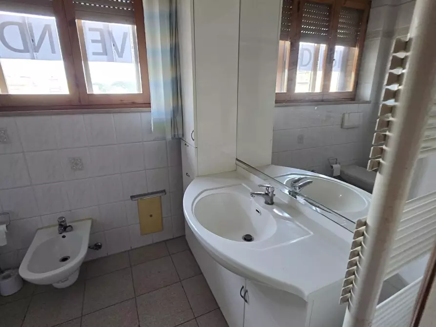 Immagine 7 di Appartamento in vendita  a Siena