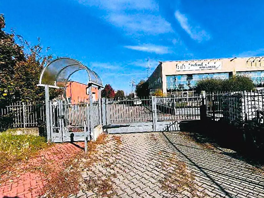 Immagine 7 di Capannone industriale in vendita  a Arese