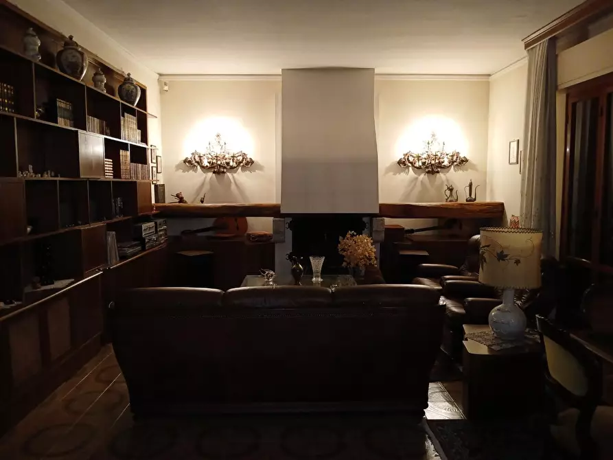 Immagine 5 di Villa in vendita  a San Giuliano Terme