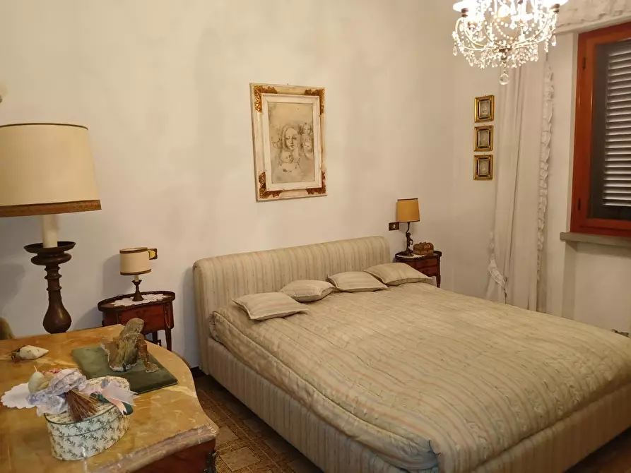 Immagine 16 di Villa in vendita  a San Giuliano Terme