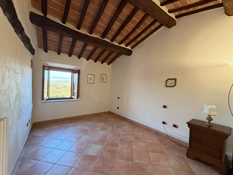 Immagine 26 di Casa colonica in vendita  a Volterra