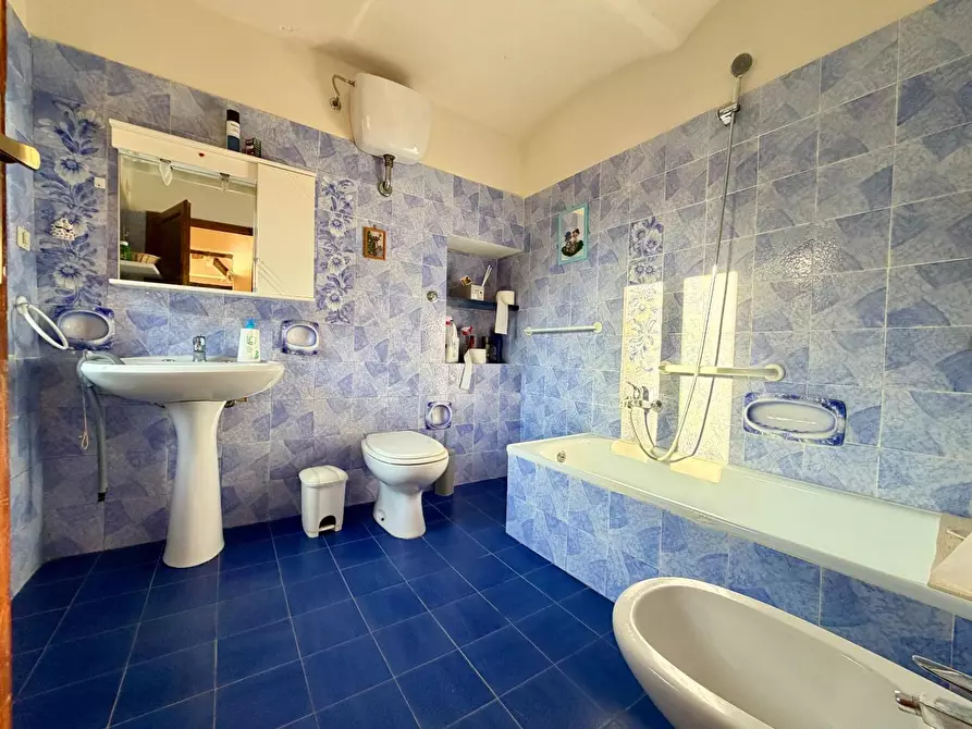 Immagine 28 di Casa colonica in vendita  a Volterra